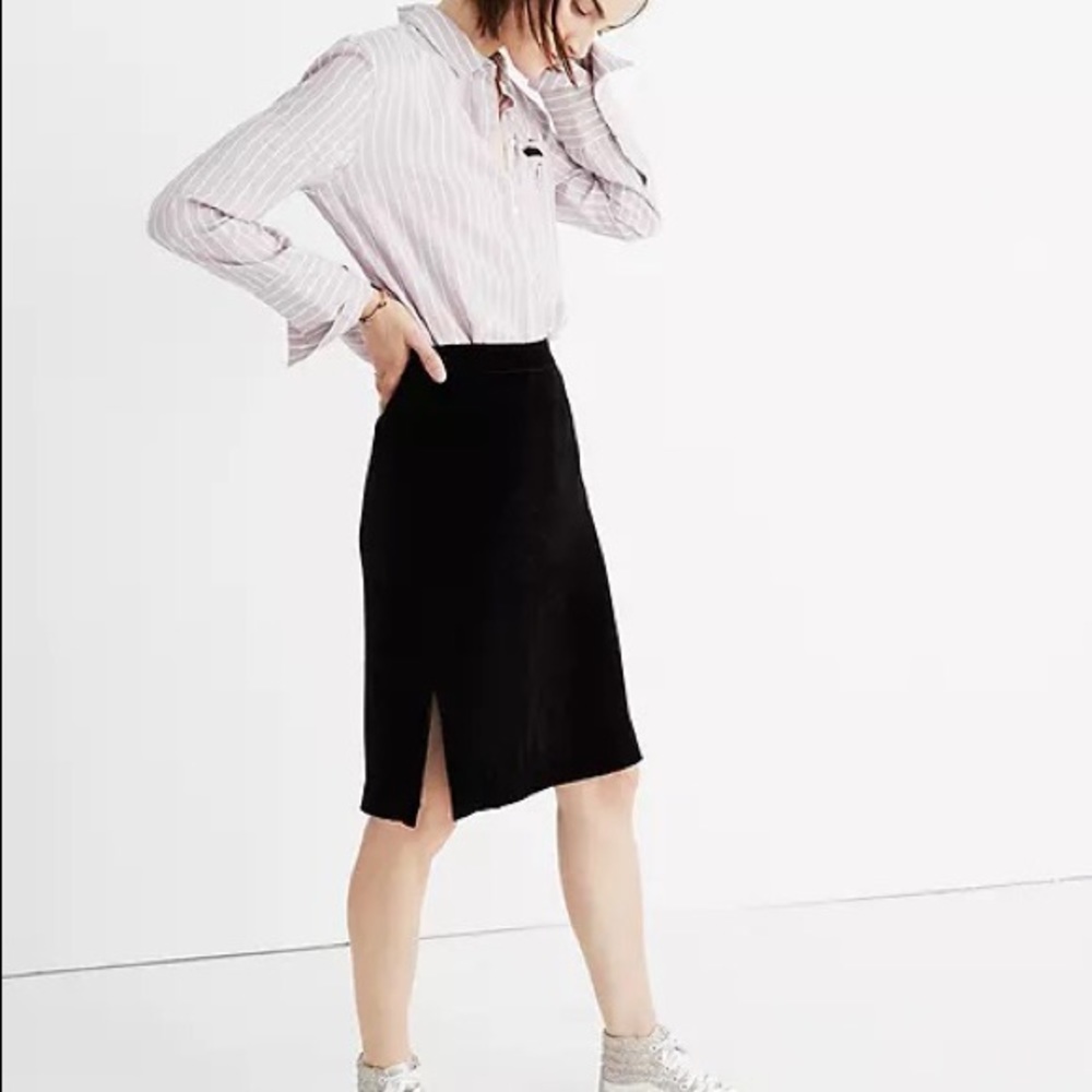 NWT Madewell Black Velvet Short Pencil Skirt